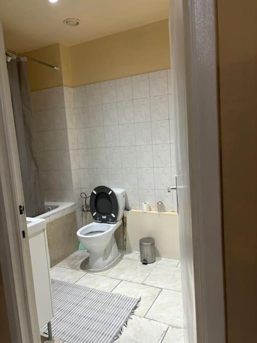 Apartment For Rent ブリュッセル エクステリア 写真